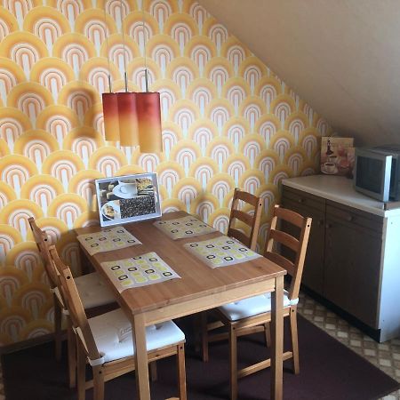 Ironico Homestay 4 Schlafzimmer Ferienwohnung 100 M2 Nahe Bostalsee Eisen  Luaran gambar
