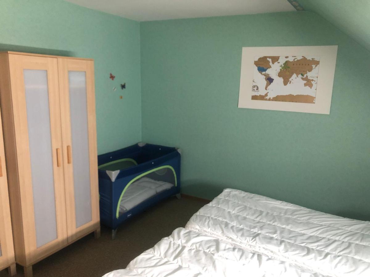Ironico Homestay 4 Schlafzimmer Ferienwohnung 100 M2 Nahe Bostalsee Eisen  Luaran gambar